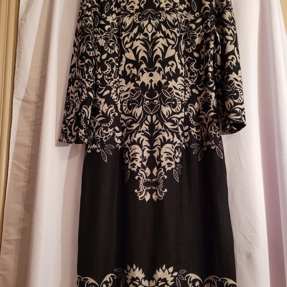 Dress - Picture 6 of 7